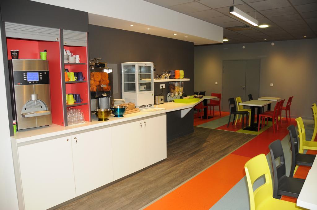 Ibis Styles Chambery Centre Gare Hotel Exterior photo