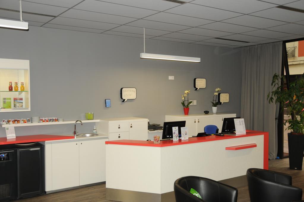 Ibis Styles Chambery Centre Gare Hotel Exterior photo